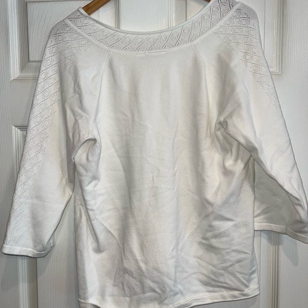 Cato woman 3/4 sleeve sweater. EUC. Size 14/16W - Picture 3 of 4